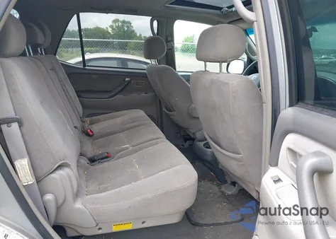 2004 Toyota Sequoia Sr5 V8 z USA, uszkodzony, nr VIN 5TDZT34A64S230924
